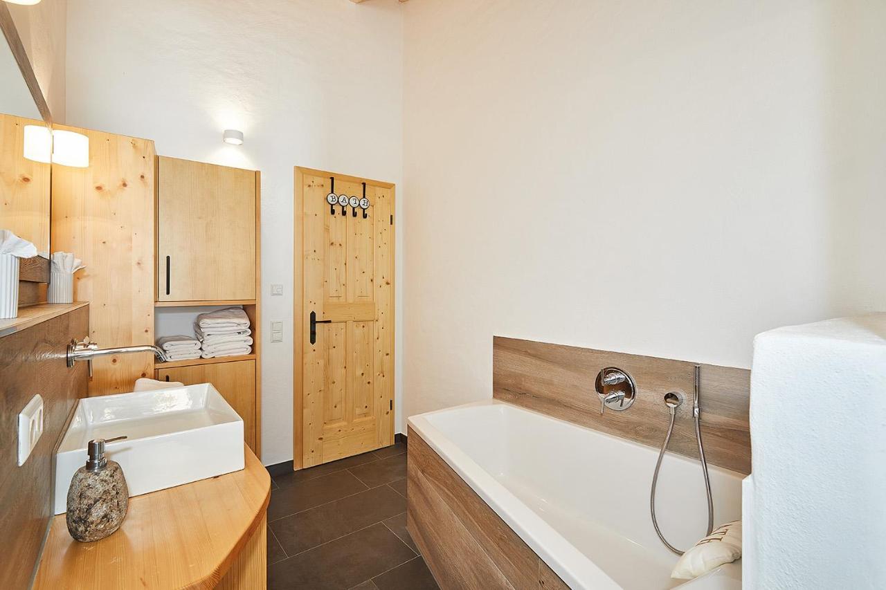 Landhauswohnung Dosbach Reit im Winkl Buitenkant foto